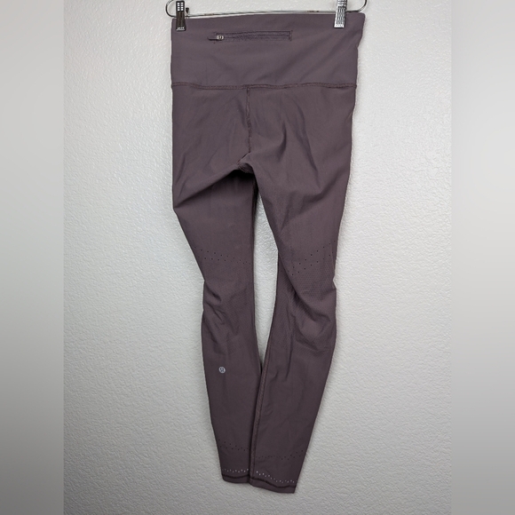 Lululemon in focus run tight purple size 8 - Picture 2 of 4